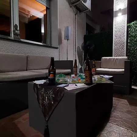 Turquoise Orange, The Art Of Vacation In * Белград