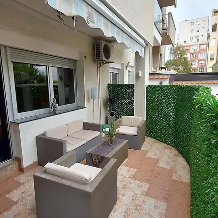 Lejlighed Turquoise Orange, The Art Of Vacation In *